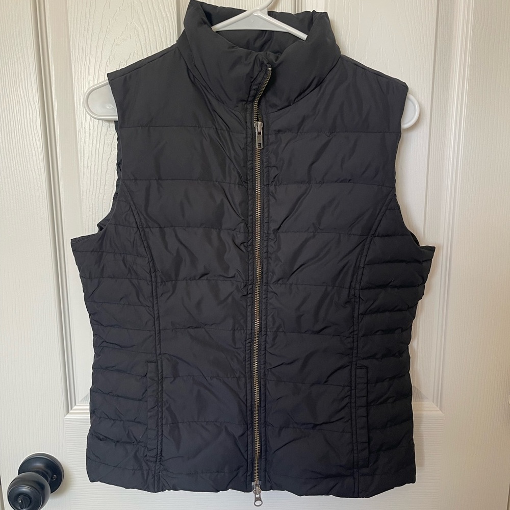 Halogen Black Puffer Vest